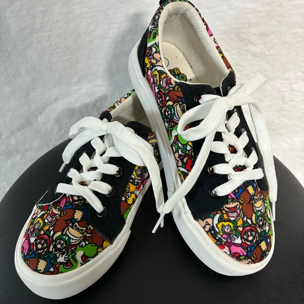 Ground Up Nintendo Super Mario Sneakers Kids‎ Size 1 Character Print Lace Shoes